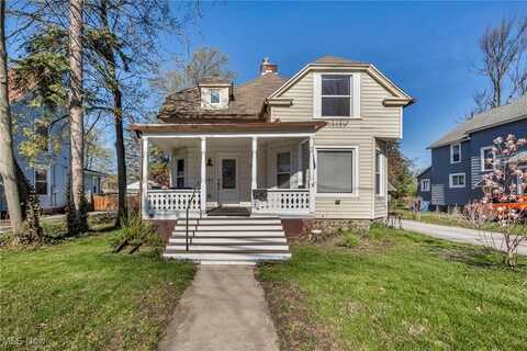 4428 Center Street, Willoughby, OH 44094