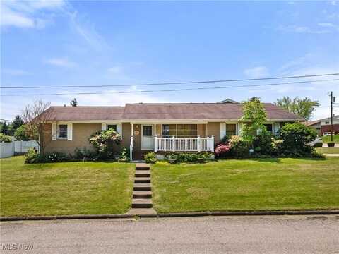 131 Crisswill Drive, Saint Clairsville, OH 43950