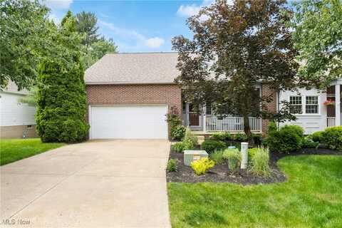 637 N Ridgecliff Street, Tallmadge, OH 44278