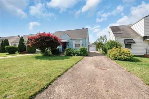 17420 Lotus Drive, Cleveland, OH 44128
