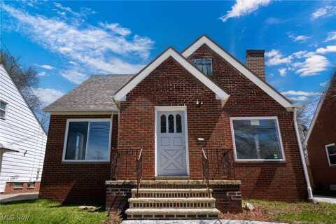 735 E 260th Street, Euclid, OH 44132
