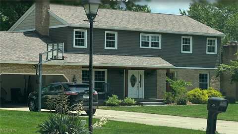 5605 Loretta Drive, Boardman, OH 44512