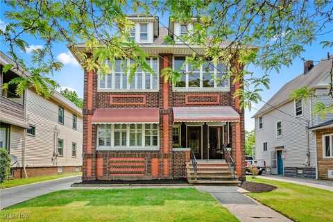 1563 Ridgewood Avenue, Lakewood, OH 44107