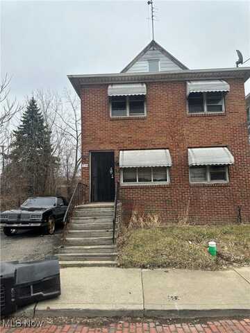 735 E 165 Street, Cleveland, OH 44110