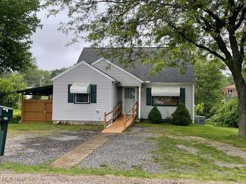 2410 Perry Drive SW, Canton, OH 44706