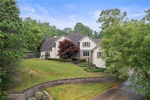 769 Village Trail, Mayfield Village, OH 44040