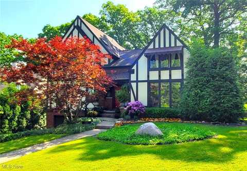 2121 Valley View Drive, Rocky River, OH 44116