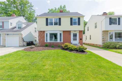 4430 Groveland Road, University Heights, OH 44118