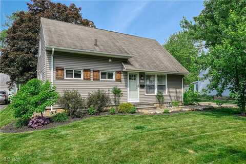 3184 8th Street, Cuyahoga Falls, OH 44221