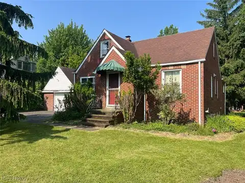 164 Richmond Road, Richmond Heights, OH 44143