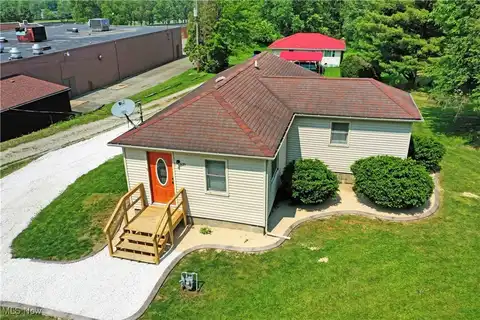 625 Bedford Road SE, Brookfield, OH 44403