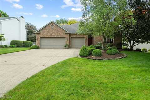 3490 Deer Trace Avenue NW, Canton, OH 44708