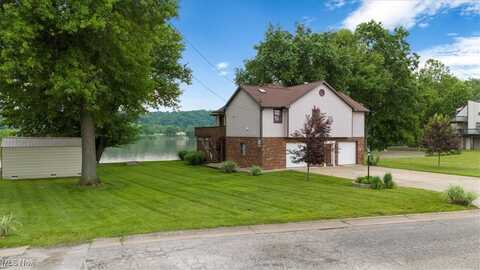 3 Anns Drive, Vienna, WV 26105