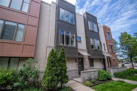 1425 Lindazzo Avenue, Cleveland, OH 44114