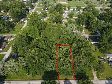 Meadowbrook Avenue NE, Alliance, OH 44601