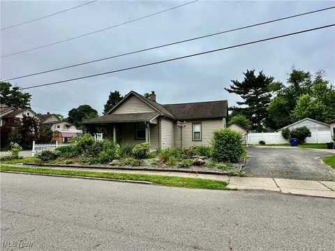 25 W Water Street, Hubbard, OH 44425