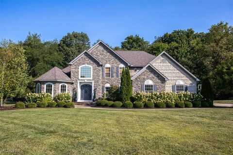 4679 Paxton Road, Copley, OH 44321
