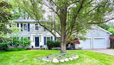5825 Nicholson Drive, Hudson, OH 44236