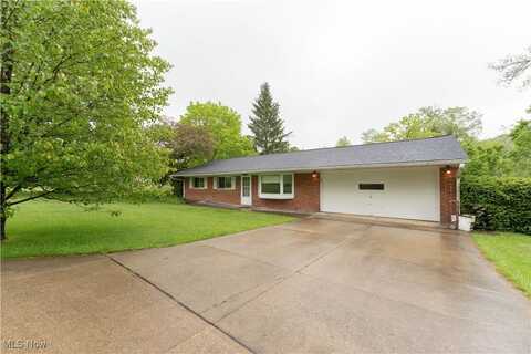 15769 Auburn Road, Newbury, OH 44065
