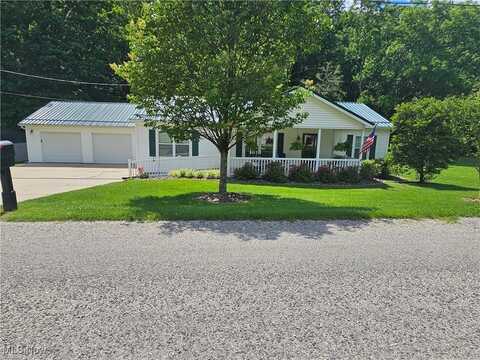 3925 N Wedgewood Drive, Mcconnelsville, OH 43756