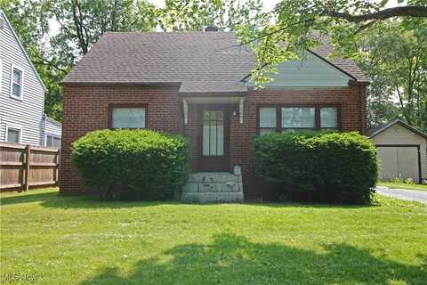 815 Hayden Avenue, Akron, OH 44320