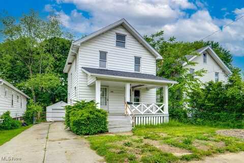 1866 17th Street SW, Akron, OH 44314