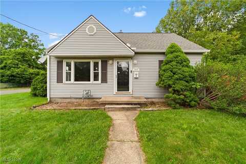 1035 Ray Street, Akron, OH 44306