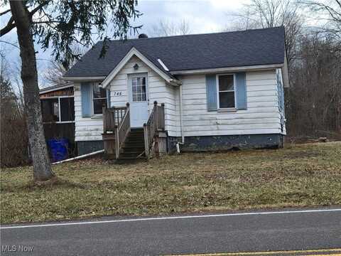 746 E lake Street, Ravenna, OH 44266