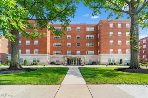18975 Van Aken Boulevard unit: 401, Shaker Heights, OH 44122