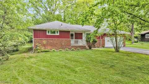 511 Janes Lane, Macedonia, OH 44056