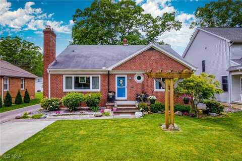 196 Tomahawk Drive, Avon Lake, OH 44012
