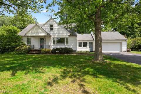 167 S Leavitt Road, Amherst, OH 44001