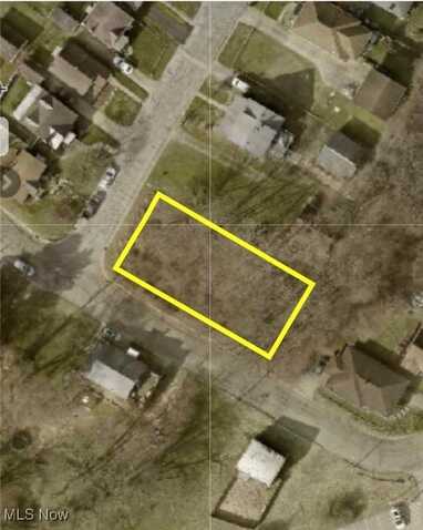 Mcconnell Avenue, Steubenville, OH 43952