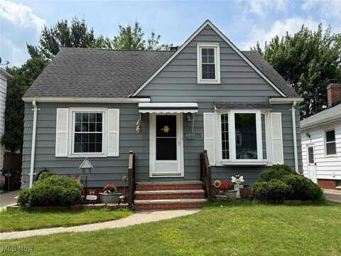 2907 Liggett Drive, Parma, OH 44134
