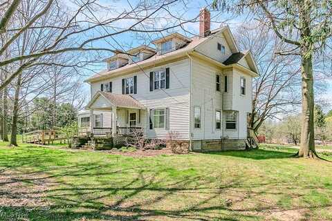 14068 Caves Road, Novelty, OH 44072
