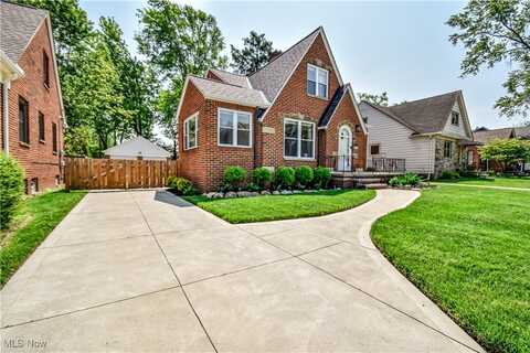 4315 W 215th Street, Fairview Park, OH 44126