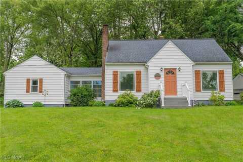 5728 Dailey Road, New Franklin, OH 44319