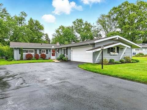 9057 Cranbrook Drive, Northfield, OH 44067