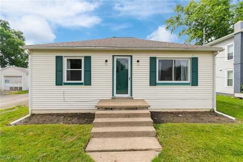 365 E Robinson Street, Shreve, OH 44676