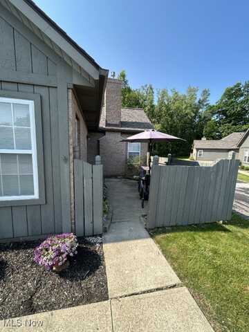 8050 Harbor Creek Drive, Mentor-on-the-Lake, OH 44060