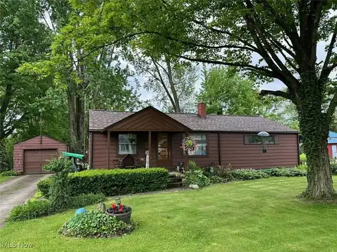 4159 Caleb Road, Leavittsburg, OH 44430