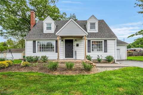 6131 Tall Oaks Drive, Mentor, OH 44060