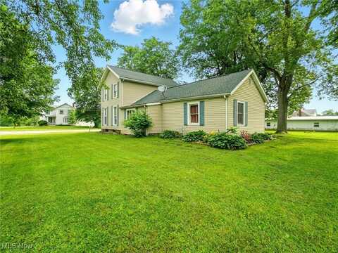 206 E Jefferson Street, Jefferson, OH 44047