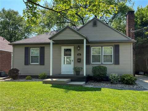 202 Ohio Avenue, Niles, OH 44446