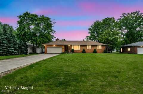 10141 Lynn Drive, North Royalton, OH 44133