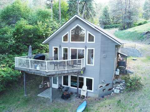 2122 NORTHPORT FLAT CREEK RD, KETTLE FALLS, WA 99141