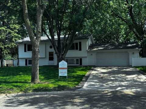 11619 5th Street NE, Blaine, MN 55434