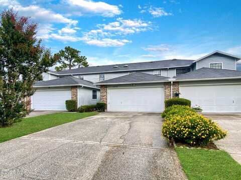 10879 Cabbage Pond Court, Jacksonville, FL 32257
