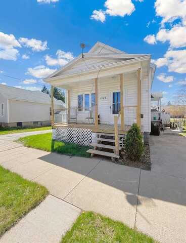 1509 9TH Street, Menominee, MI 49858
