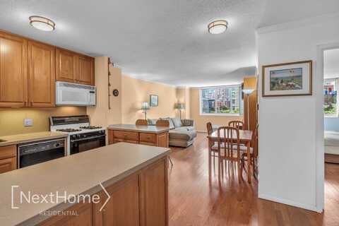345 East 93rd Street #4D, New York, NY 10128